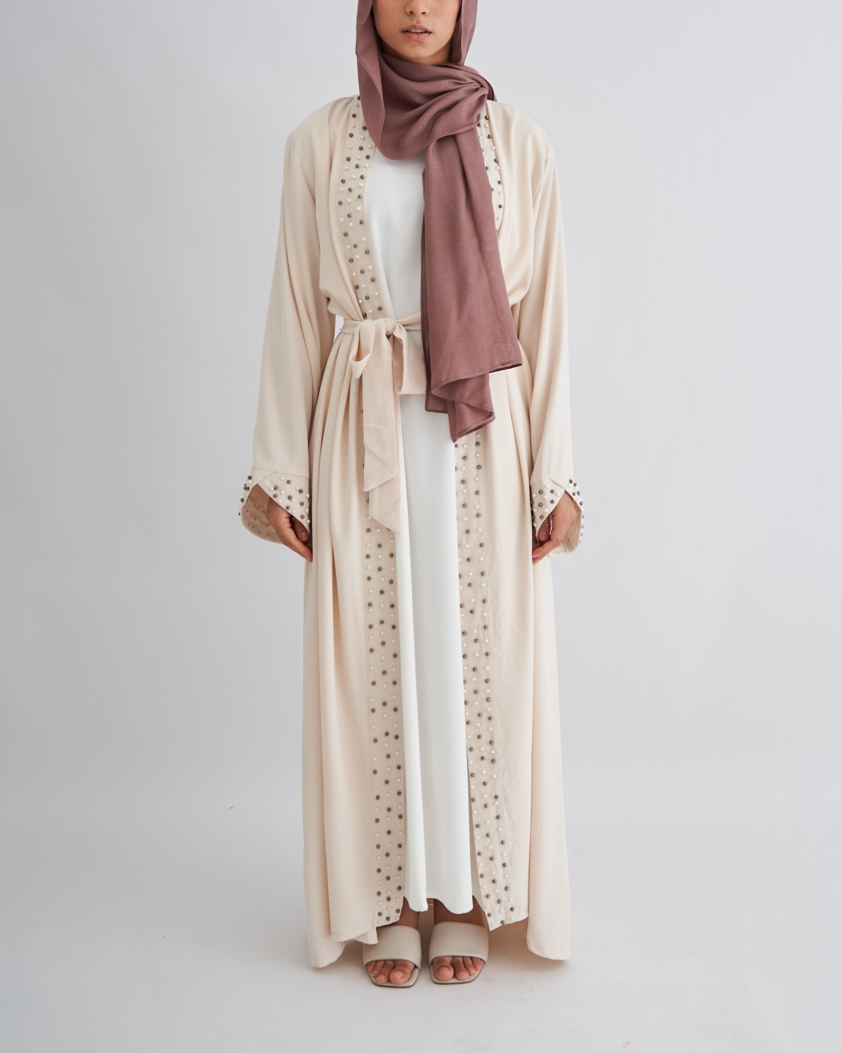 Amirah Pearl Abaya