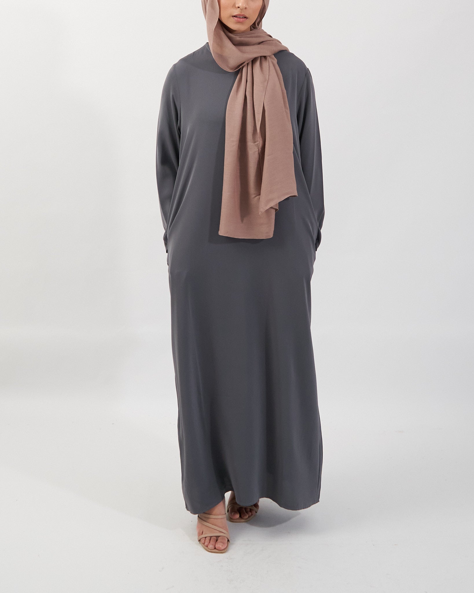 Essential Abaya with Pockets - Grey