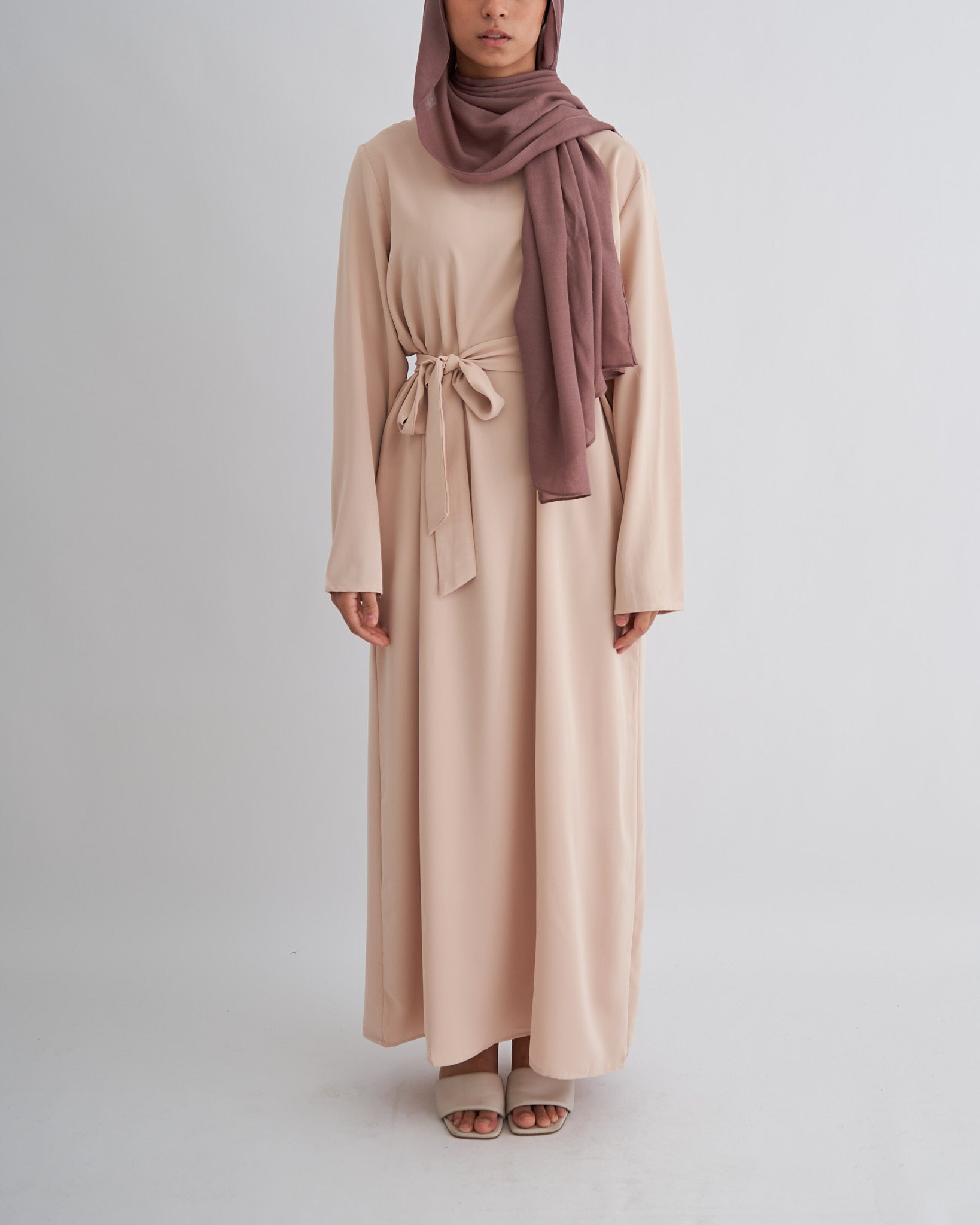 Essential Abaya with Pockets - Cream