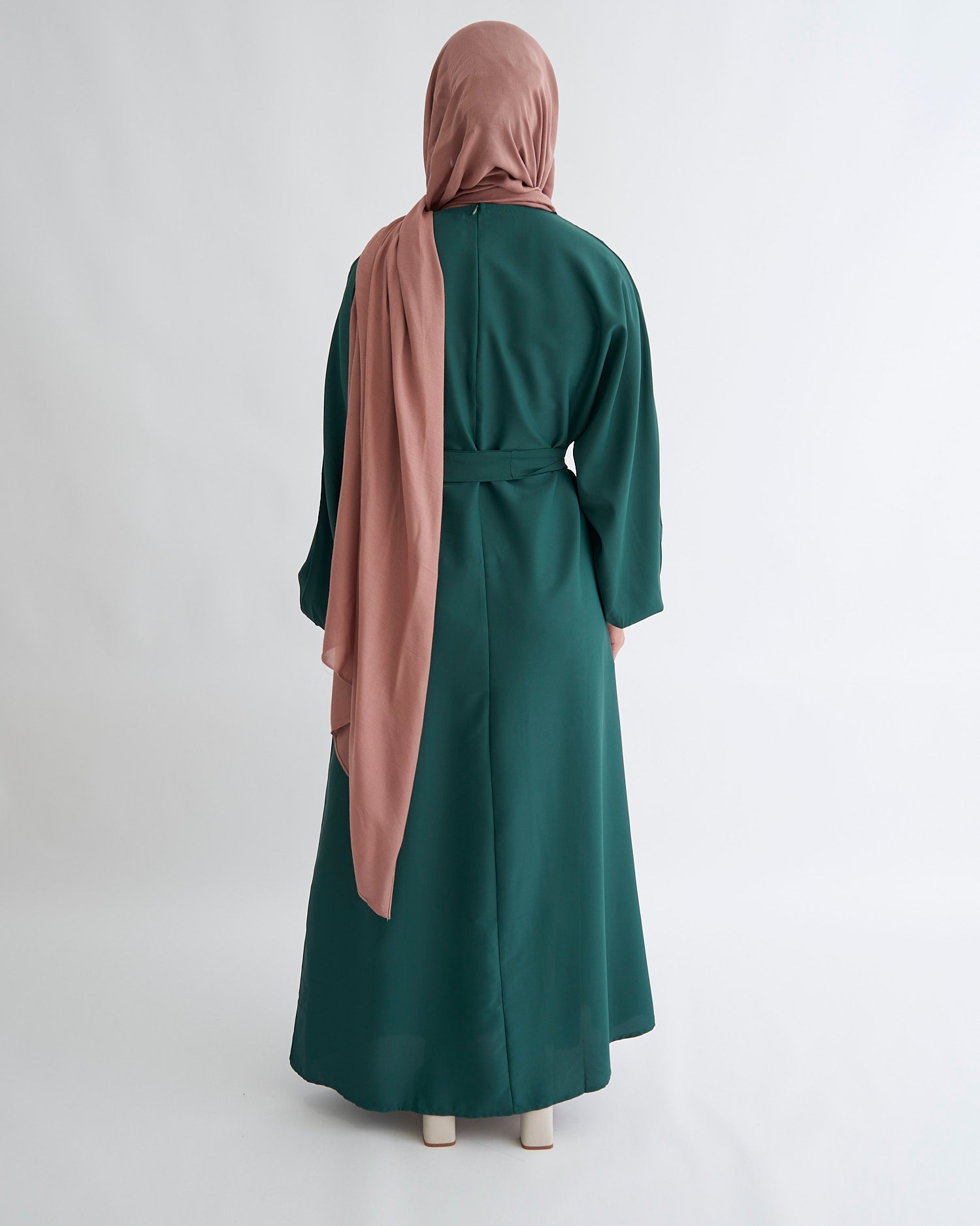 Essential Abaya mit Manschetten - Smaragdgrün