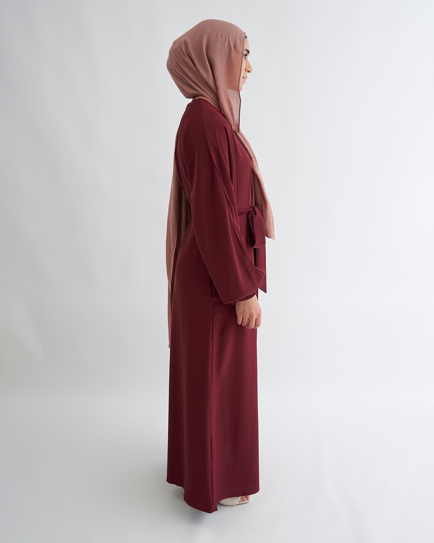 Essential Cuffed Abaya - Maroon