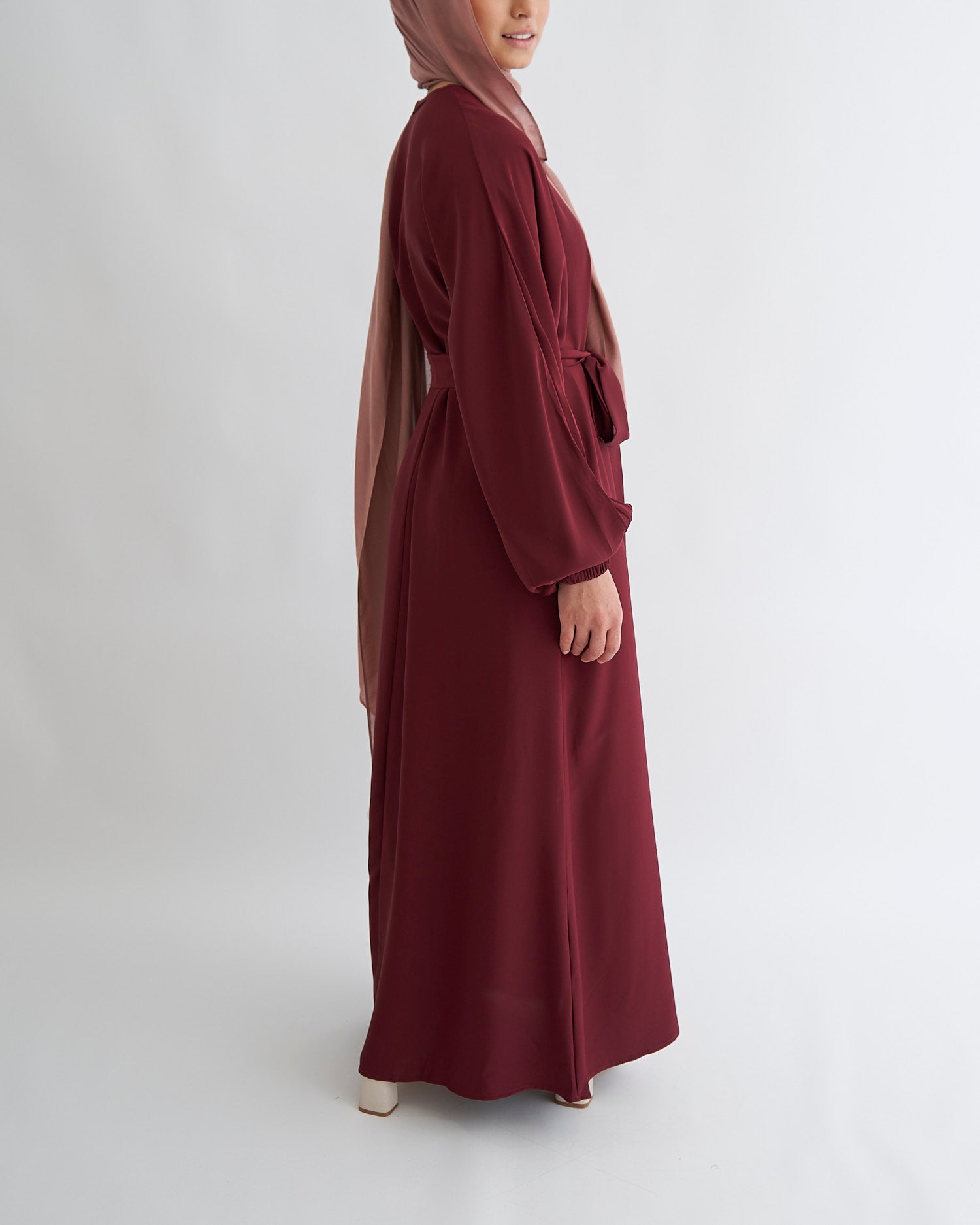 Essential Cuffed Abaya - Maroon