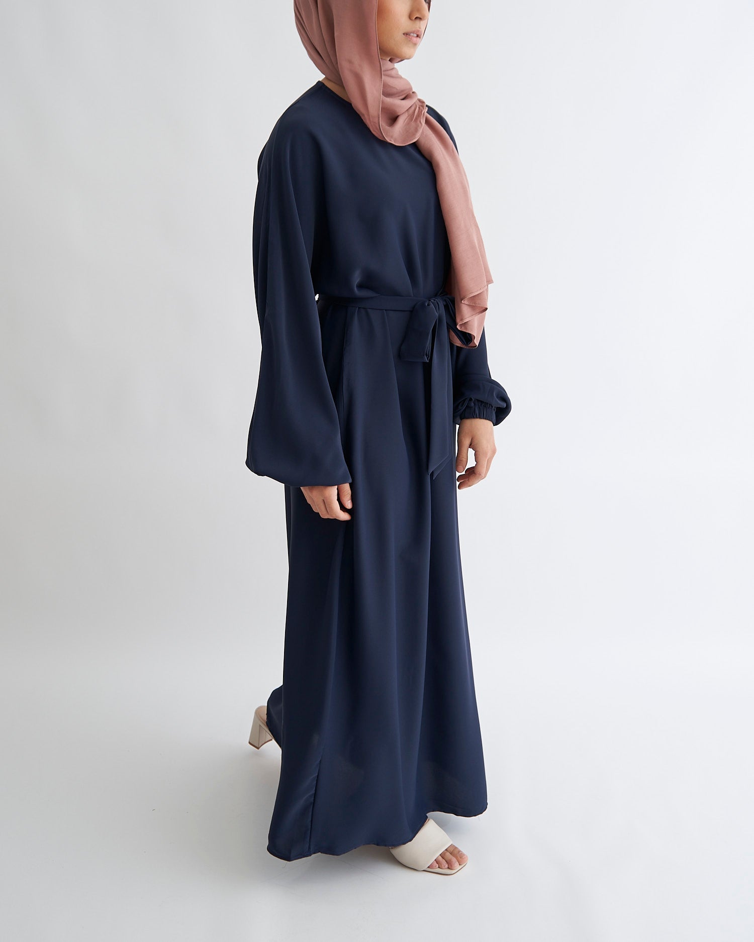 Essential Cuffed Abaya - Navy