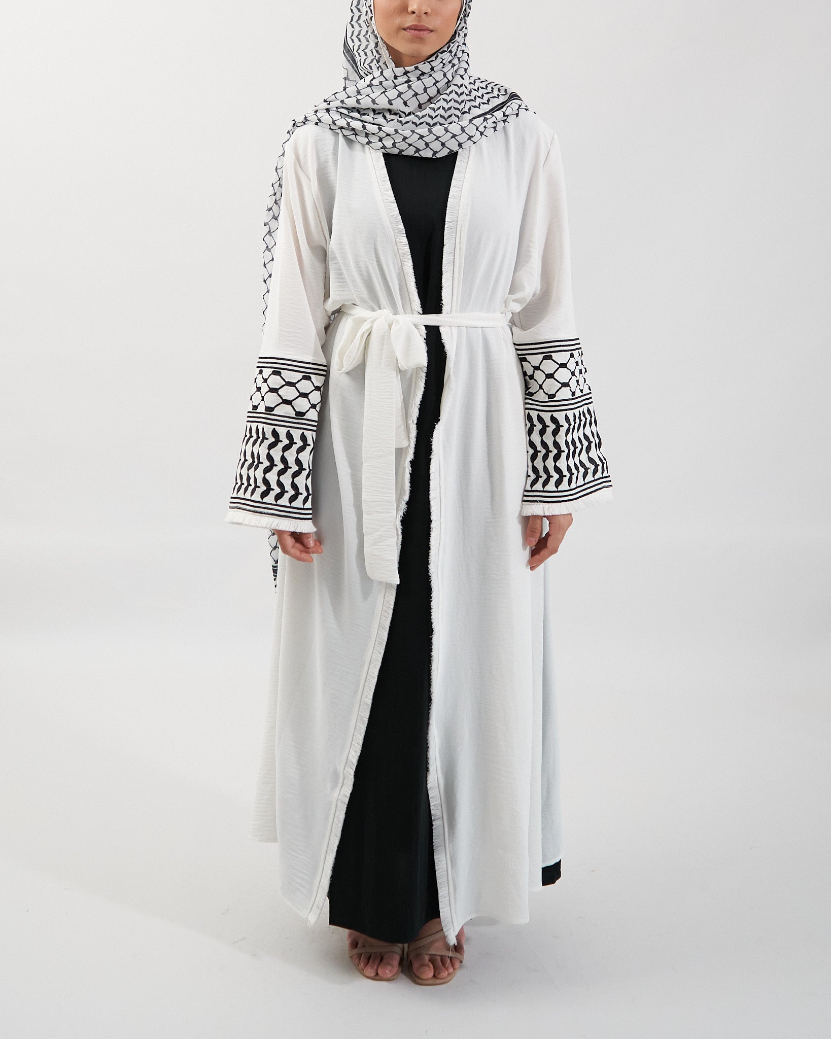 Keffiyeh Abaya - White